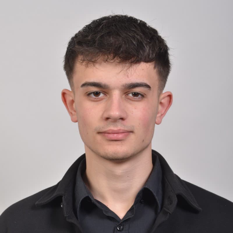 Зефир Керозов — Основател на LaunchifyBG